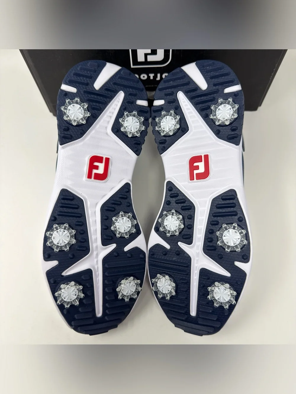 FootJoy tour rival